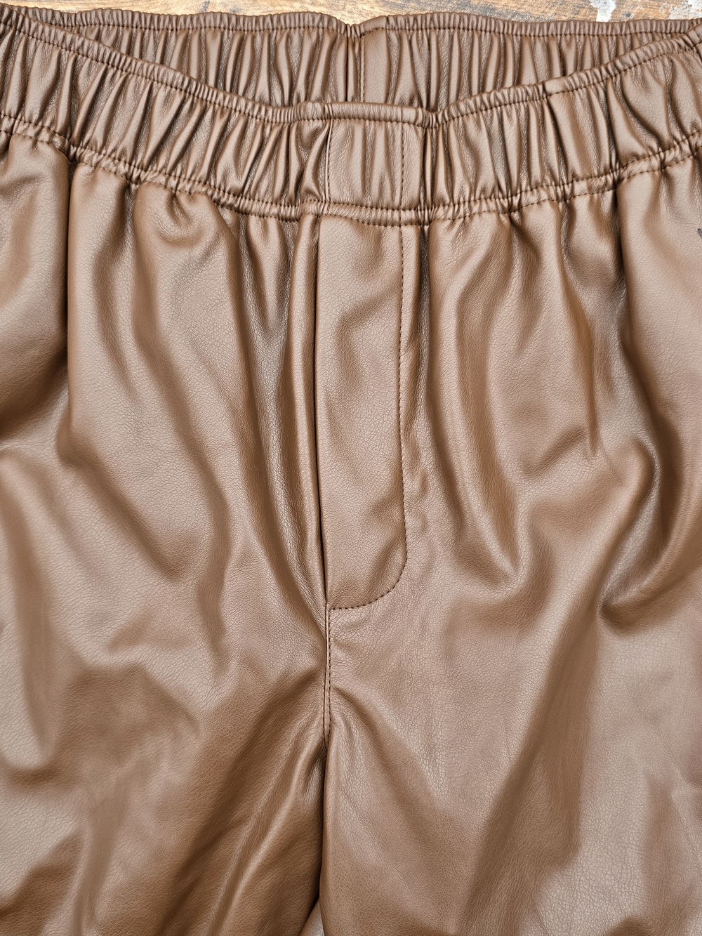 Ariat Faux Leather Pull on Jogger Pants Western Stitching Size XS - Picture 7 of 9